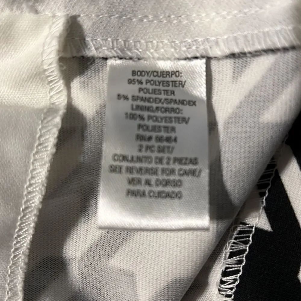Sandra Darren Mini Jacket - Picture 4 of 5